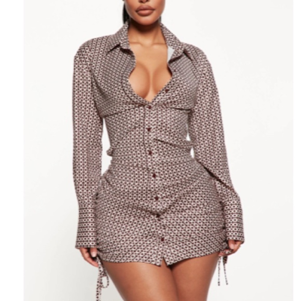 Fashion Nova Brown Patterned Long Sleeve Midi Dress